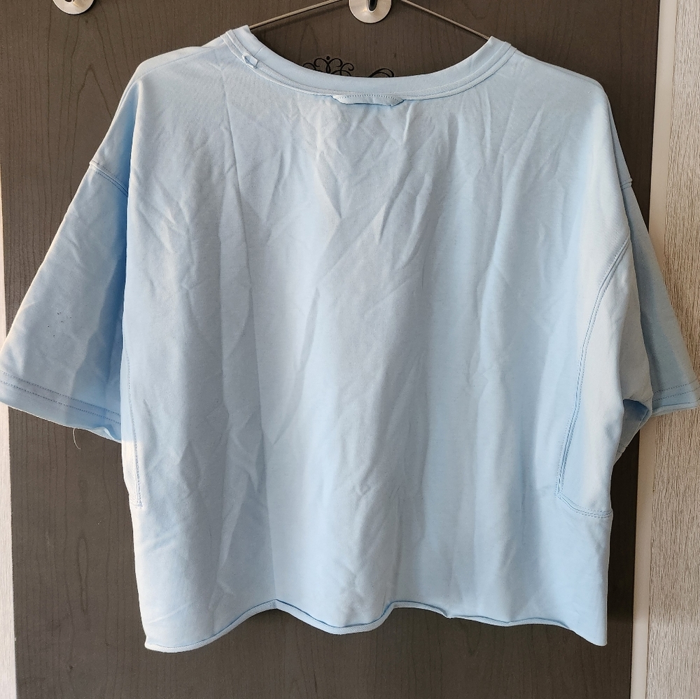 Blue boxy crop top// Size M - Picture 6 of 7
